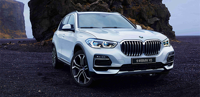 全新宝马X5 xDrive30i上市 售价69.99万元